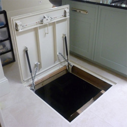 Cellar Access Tray Type